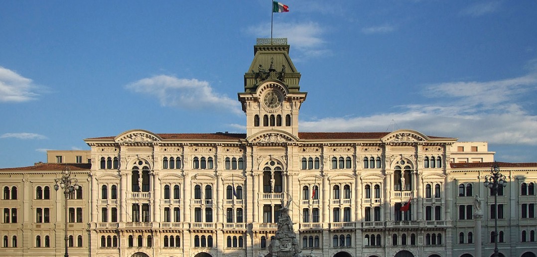 La libreria dell'Antico Caffè San Marco a Trieste