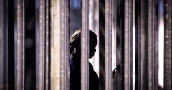Luigi Cazzato e Filippo Silvestri (a cura di) – S/Murare il Mediterraneo